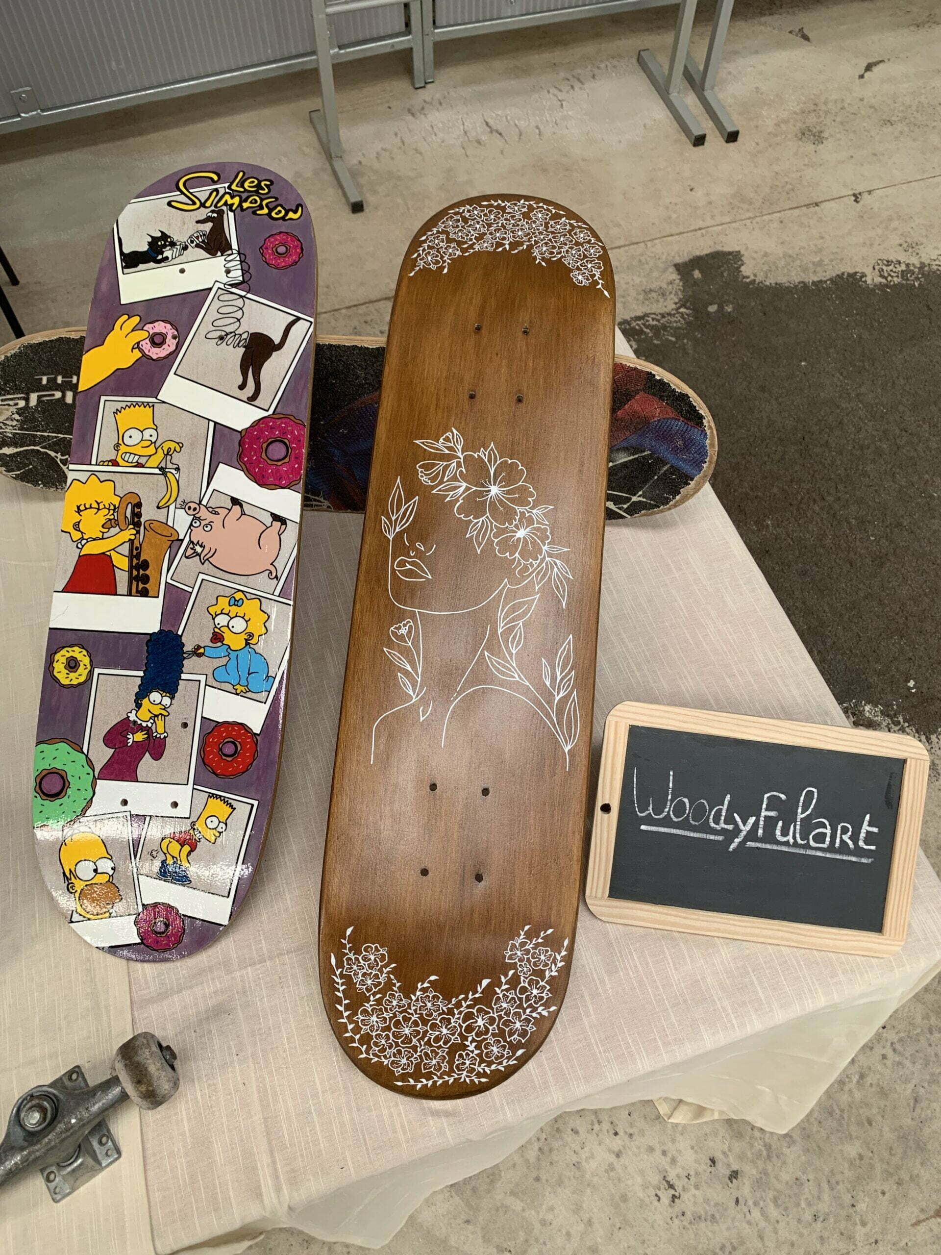 modèle d'anciennes planches de skateboard recyclées en objets décoratifs - woodyfulart