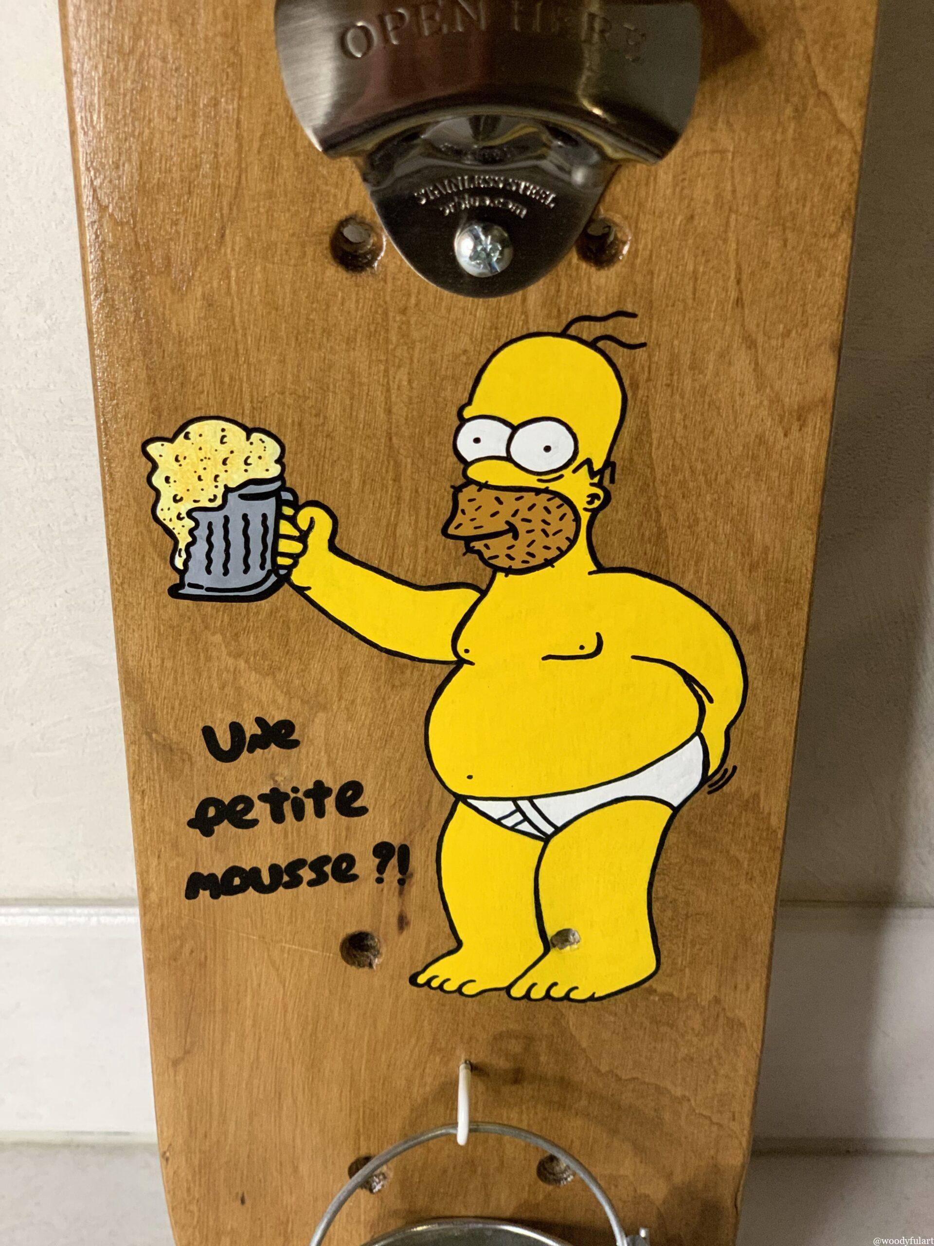 ancien skateboard enfant recyclé en décapsuleur personnalisé les simpson homer une petite mousse - woodyfulart
