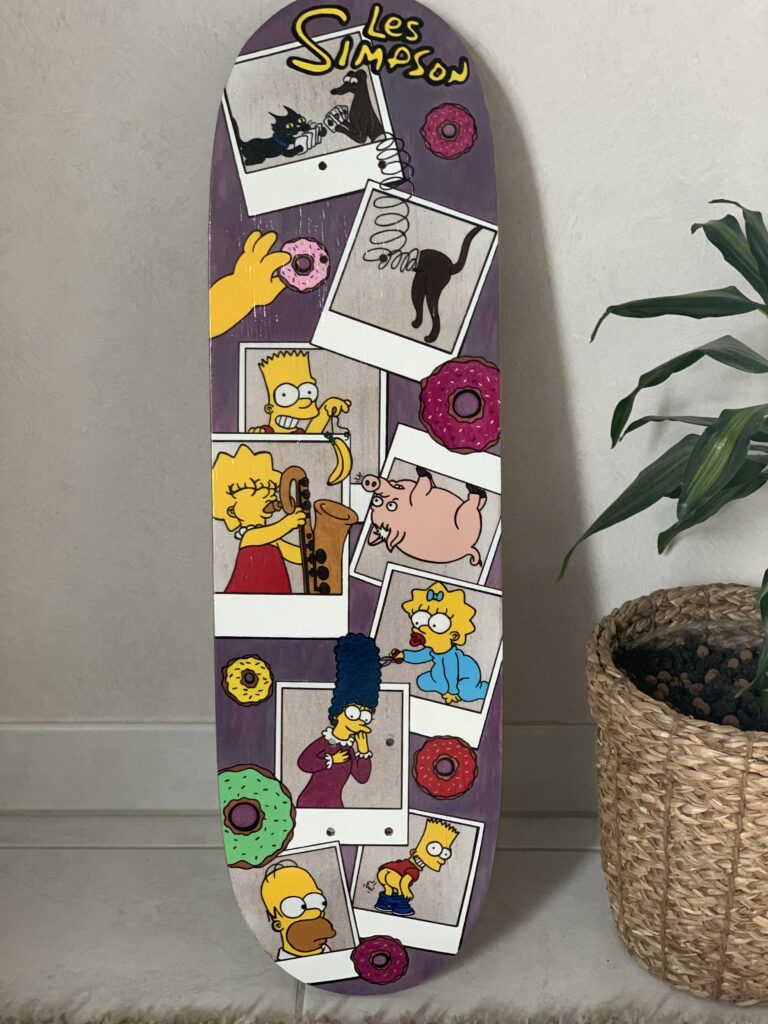 custom les simpson sur planche de skateboard recyclé en objet décoratif - woodyfulart